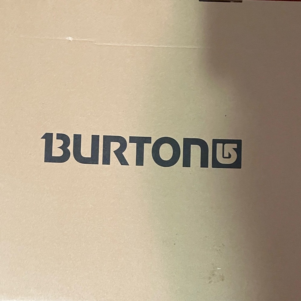 Men’s snowboard boots